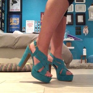 💙 suede heels 💙